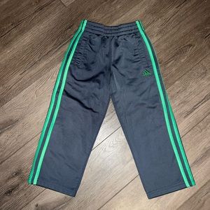 Boy’s Gray and Green Adidas Sweatpants, Size 5